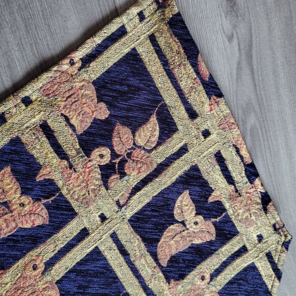Vintage Floral Tapestry Table Runner With Gold Tassels 72" Long Beige & Navy Blu - Picture 5 of 7